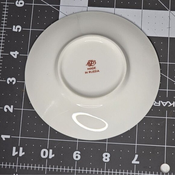 VTG Lomonosov White Heavily Gold Gilded porcelain coffee/tea Cup Saucer Set - Picture 6 of 9